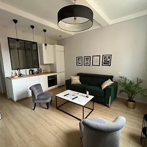 https://nouveau-loft-vieille-ville-musee-picasso-marche.fr-provencehotel.com